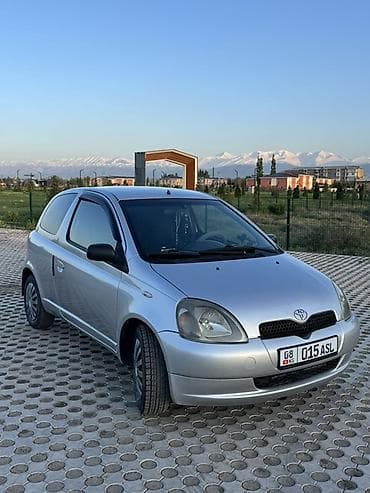 1000 к: Toyota Yaris: 1999 г., 1 л, Ручные, Бензин, Хэтчбэк — 2