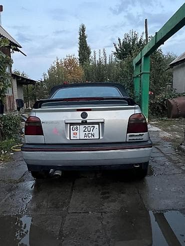Volkswagen: Volkswagen Golf: 1994 г., 2 л, Механика, Бензин, Кабриолет — 7