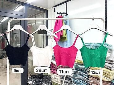 Толстовки, худи: Женские топы на тонких и широких бретелях, укороченные. Модели и — 2