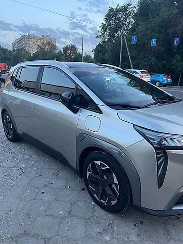 електромобилы: Электромобиль Aion (GAC) — компактный городской кросс-вэн с — 2