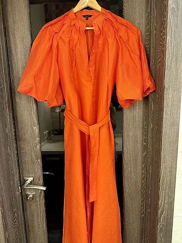 Эффектное платье Massimo Dutti в ярком сочном оттенке 🍊 Очень красиво