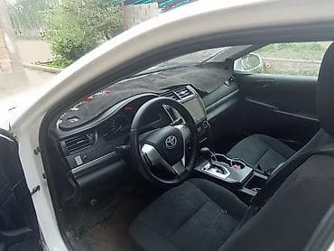 машина honda fit: Toyota Camry: 2013 г., 2.5 л, Автомат, Бензин, Седан — 4