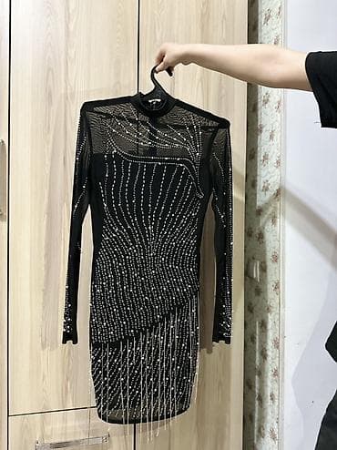 Платья: Вечернее платье, Коктейльное, Короткая модель, Полиэстер, С рукавами, С пайетками, S, M, L — 2