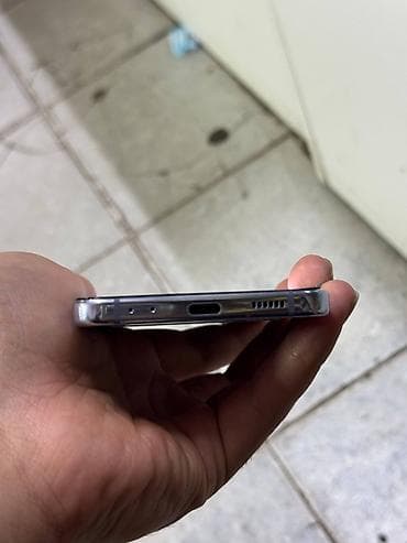 flip: Samsung Galaxy Z Flip 4, Б/у, 256 ГБ, цвет - Фиолетовый, 1 SIM — 6