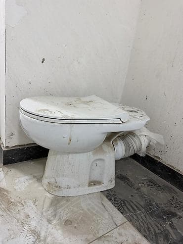 санте: Унитаз Напольный, Материал: Фарфор — 1