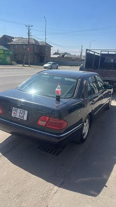fr v: Mercedes-Benz E-Class: 1999 г., 3.2 л, Автомат, Бензин, Седан — 4