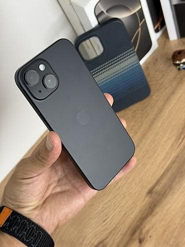 IPhone 15, Б/у, 256 ГБ, Черный, Защитное стекло, Чехол, Кабель, 100 %