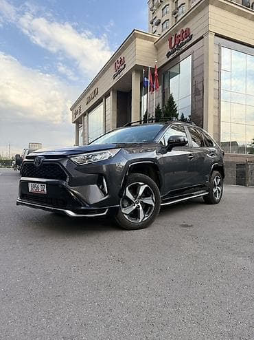 Toyota RAV4: 2021 г., 2.5 л, Автомат, Гибрид, Кроссовер