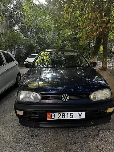 Продажа авто: Volkswagen Golf: 1995 г., 1.8 л, Механика, Бензин, Хэтчбэк — 3