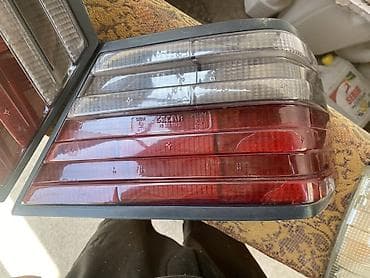 Комплект поворотников Mercedes-Benz 1994 г., Б/у, Оригинал at lalafo.kg Комплект поворотников Mercedes-Benz 1994 г., Б/у, Оригинал