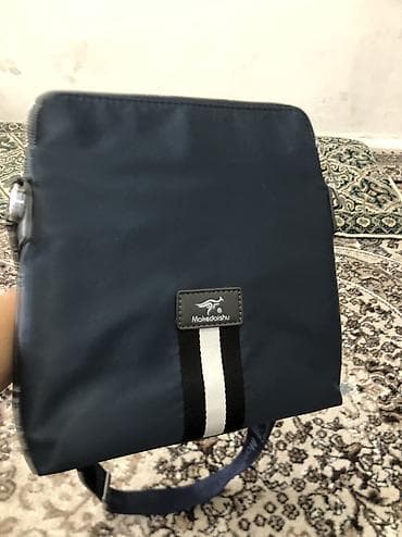 купить сумку яндекс доставка: Продаётся барсетки Состояние:новый Цвет:чёрный,синий Цена:999 сом — 2