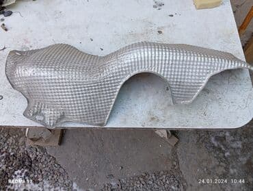 купить бу запчасти на мерседес спринтер: Продаю защитку на турбину на спринтерTDI — 2