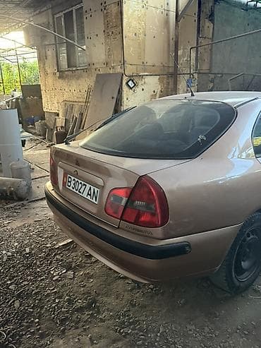 lada 2115: Mitsubishi Carisma: 1999 г., 1.8 л, Автомат, Бензин, Хэтчбэк — 4