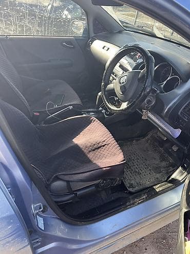 фит синий: Honda Fit: 2002 г., 1.3 л, Автомат, Бензин, Хэтчбэк — 5