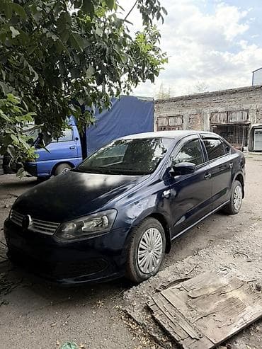 авто подборщик: Volkswagen Polo: 2015 г., 1.6 л, Автомат, Бензин, Седан — 2