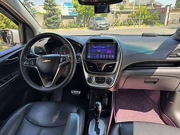 Chevrolet Spark: 2016 г., 1 л, Автомат, Бензин, Хэтчбэк — 4