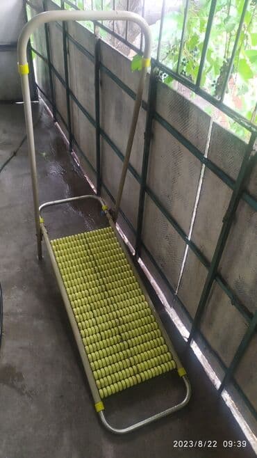 стролный машина: Массажер Для спины, Для стоп, Для поясницы, Б/у — 1