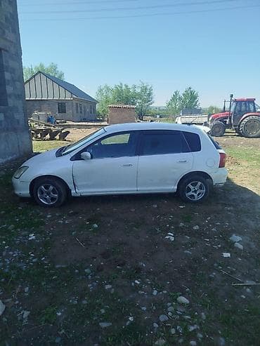 на сивик: Honda Civic: 2001 г., Автомат, Хэтчбэк — 2