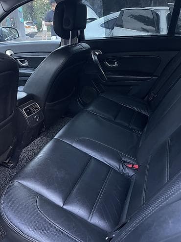 step wgn: Renault 5: 2014 г., 2 л, Вариатор, Газ, Седан — 7