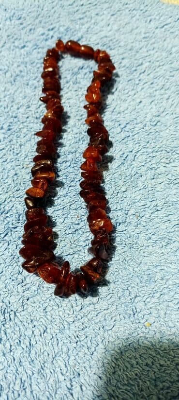 украшения изделия ручной работы: Продаю Бижутерию: 1.Бусы из натурального янтаря 350с 2. кулоны 100с 3 — 6