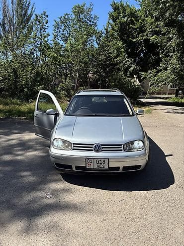 куда: Volkswagen Golf: 2002 г., 2 л, Автомат, Бензин, Универсал — 7
