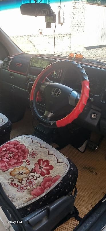 буд е5: Honda Stepwgn: 1999 г., Минивэн — 4