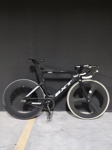 BXT Без дербана Компоненты: Вилсет: передний карбон лопасть, задний — 9