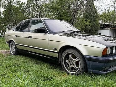 салон g30: BMW 5 series: 1991 г., 2 л, Механика, Бензин, Седан — 1