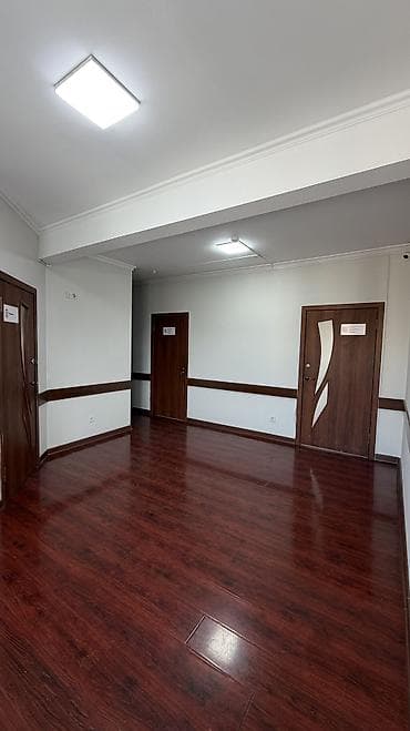 мегалайн ош: Аренда офисов, 535 м², В административном здании, С отдельной кухней, С отдельным входом, С отдельным сан узлом — 6