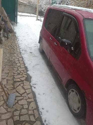 срочно продаю авто машина: Honda Mobilio: 2002 г., 1.5 л, Автомат, Бензин, Минивэн — 6