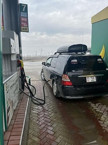 Honda Odyssey: 2000 г., 2.3 л, Автомат, Газ