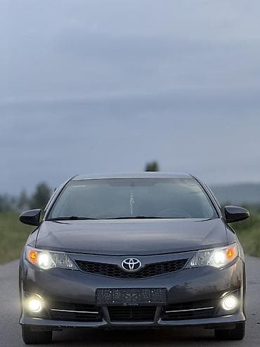 Toyota Camry: 2013 г., 2.5 л, Автомат, Бензин, Седан lalafo.kg да Toyota Camry: 2013 г., 2.5 л, Автомат, Бензин, Седан