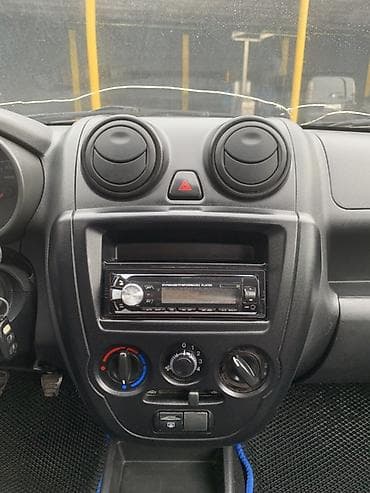 лада грант: ВАЗ (ЛАДА) Granta: 2012 г., 1.6 л, Ручные, Бензин, Седан — 7