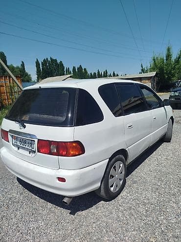 ипсум 96: Toyota Ipsum: 1988 г., 2 л, Автомат, Бензин, Минивэн — 3