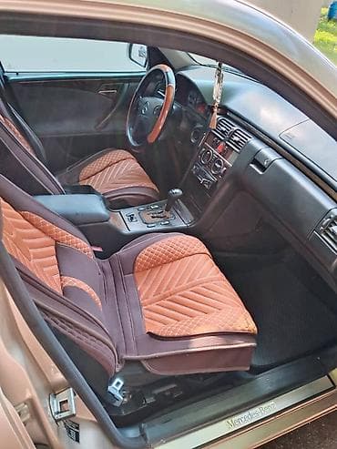 es300h 2019: Mercedes-Benz E-Class: 2002 г., 2.2 л, Автомат, Дизель, Седан — 4