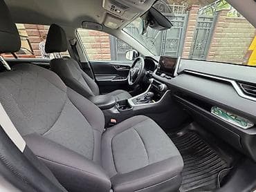 Toyota RAV4: 2023 г., 2.5 л, Автомат, Гибрид, Кроссовер