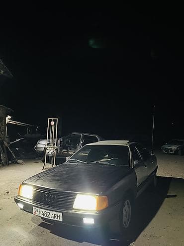 дверные карты ауди: Audi 100: 1990 г., 2.3 л, Механика, Газ, Седан — 9