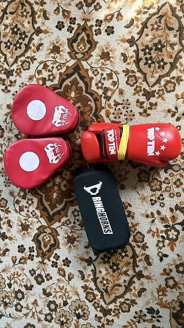 бильярдные кийи: Набор для бокса и ударной техники: - Боксерские перчатки TOP TEN — 1