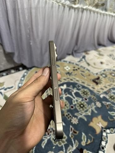 lg k10: Срочно 🚨 Продаю iphone 16 pro Max состояние идеально не вскрытая все — 5