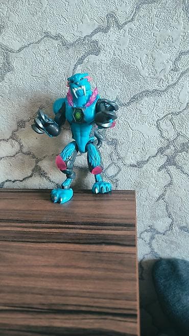 клинок уй: Игровая фигурка Mr beast lab - Артикулируемая фигурка гуманоидного — 1