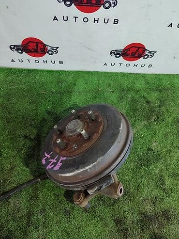 second tech: Цапфа Mazda Capella GW8W 1.8 2002 (б/у) — 1