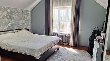 двух этажный дом: Просторный двухэтажный кирпичный дом с мансардой и балконом — 9