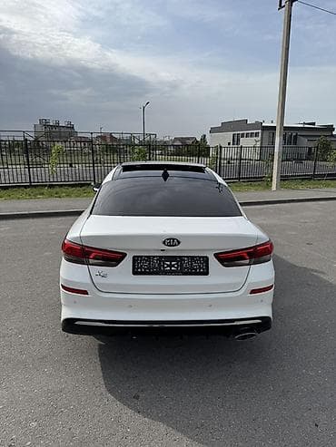 arizzo 8: Kia K5: 2018 г., 2 л, Автомат, Газ, Седан — 8