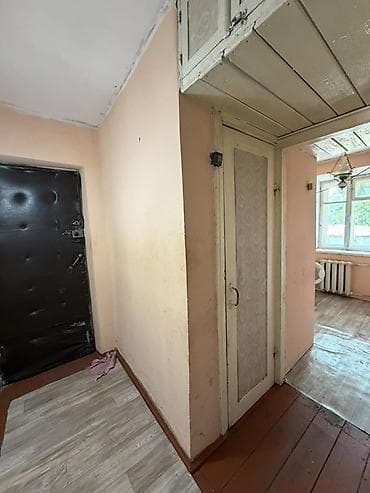 Батирлерди сатуу: 2 бөлмө, 42 м², Хрущевка, 2 кабат, Эски ремонт — 3