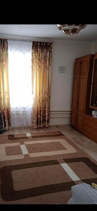 продаю 3 ком: 60 м², 3 комнаты, Забор, огорожен — 4