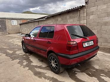 Volkswagen Golf: 1993 г., 1.8 л, Механика, Бензин, Хэтчбэк — 3