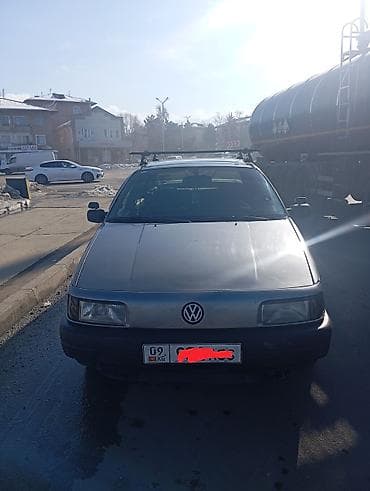 Volkswagen: Volkswagen Passat: 1991 г., 1.8 л, Механика, Бензин, Седан — 1