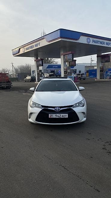 rf 2: Toyota Camry: 2016 г., 2.5 л, Гибрид, Седан — 5