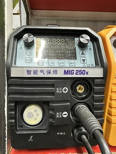 Курулуш жабдуулары: Ширетүү аппараты, Жарым автомат — 1