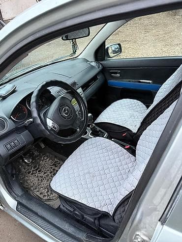 нисан пулсар: Mazda 2: 2003 г., 1.6 л, Механика, Бензин — 5